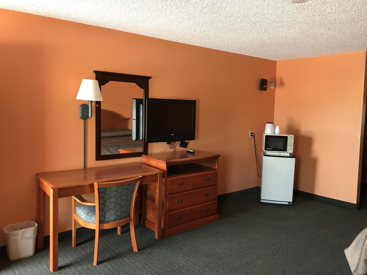 American Inn Cleburne Eksteriør billede